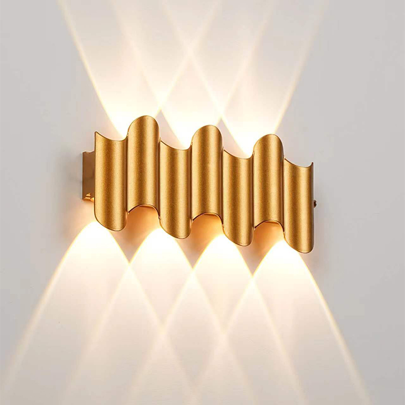 Aluminum Golden Body LED Wall  - огляд і ціна Xl Outdoor Lighting