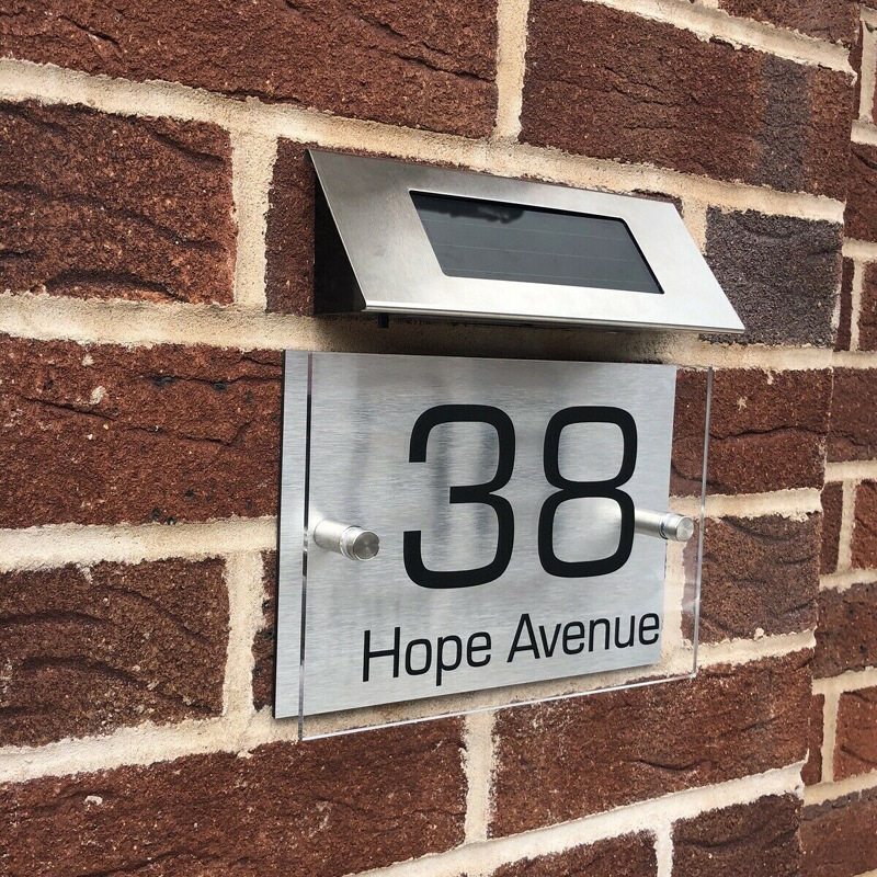 Solar LED House Number Light O - огляд і ціна Outdoor Lighting Brass